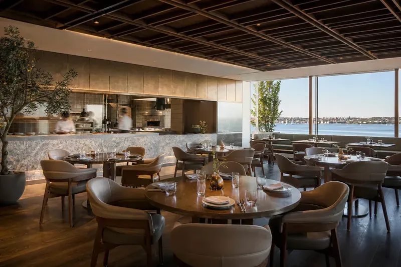 The Meridian Restaurant dining room at Casegus